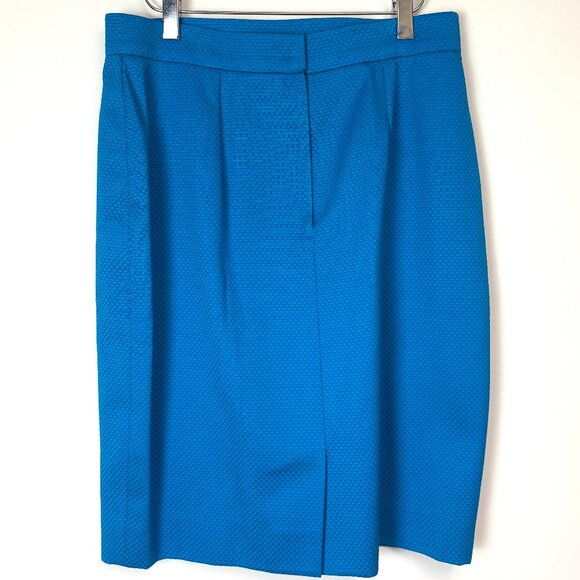 Women’s White & Blue Geometric Power Suit W/Jacket & 2 Skirts - Picture 13 of 16